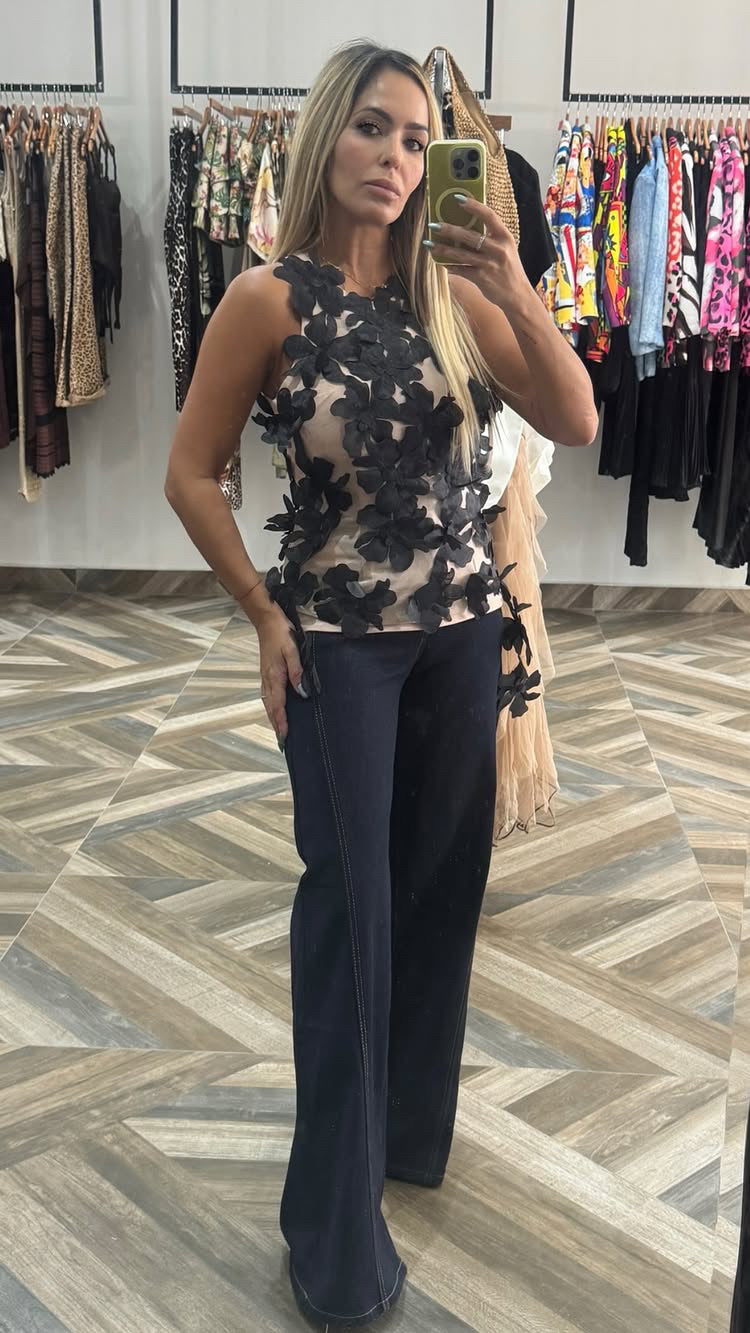Sara Black Flower Blouse
