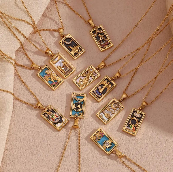 Tarot cards Necklaces