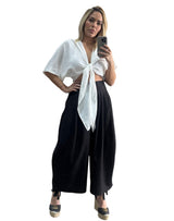 Capri black pants