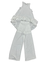 White eyelet set by Pia colors