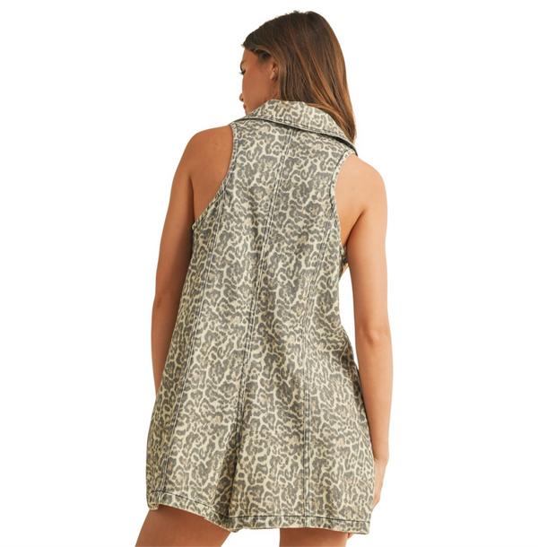 Oversized Collarleopard Printed Leopard Romper
