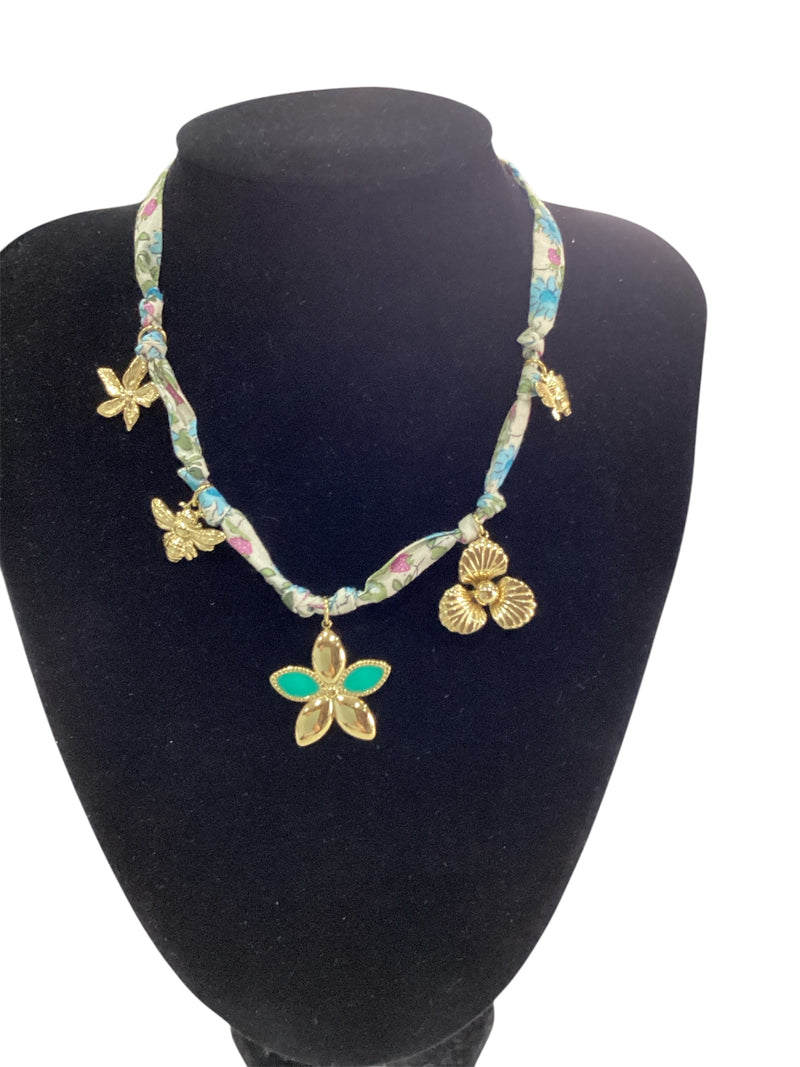 Flora Necklace