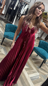 Key Hole Pleating Maxi Dress