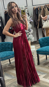 Key Hole Pleating Maxi Dress