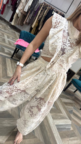 Victoria Set