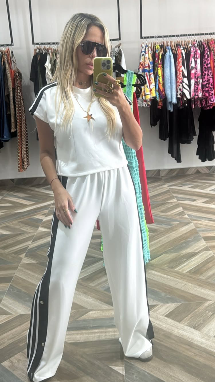 Traveler White Set