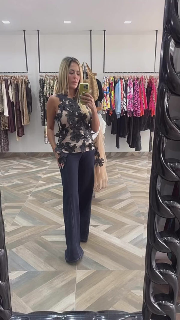 Sara Black Flower Blouse